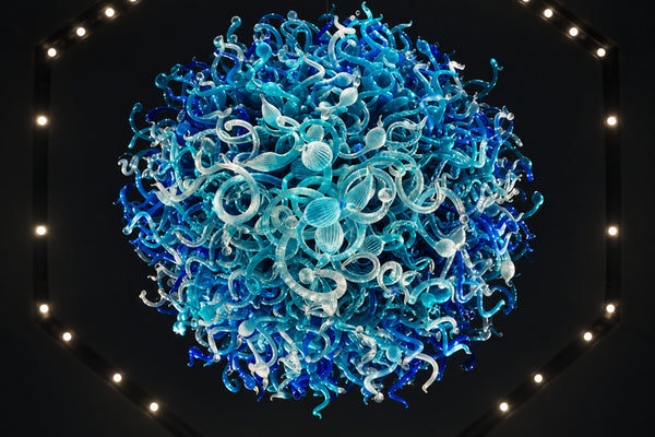 Dale Chihuly 2k piece Chandelier 12'x12' Includes Install Worldwide Glass Art B/O