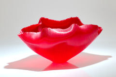 Mary Ann "Toots" Zynsky, Bacca Mizimah, Signed Red Hand-Blown Glass Filet-de-Verre Bowl