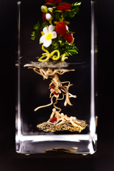 Paul Stankard Signed Hand Blown Glass Paperweight Sculpture Root People with White Flowers and Red Berries